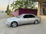 Mercedes E 220-4