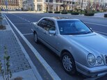 Mercedes E 280-11
