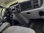 Ford Transit-13
