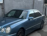 Mercedes E 200-3