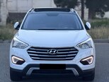 Hyundai Grand Santa Fe-2