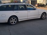 Mercedes E 240-3