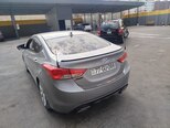 Hyundai Elantra-4