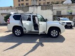 Toyota Land Cruiser Prado-7