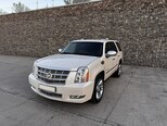 Cadillac Escalade-3