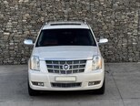 Cadillac Escalade-5