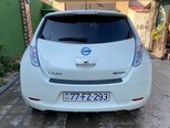Nissan Leaf-5