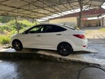 Hyundai Accent-4