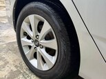 Hyundai Accent-12