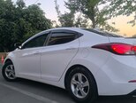Hyundai Elantra-3