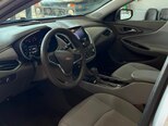 Chevrolet Malibu-9