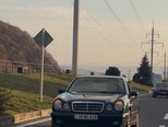 Mercedes E 230-4