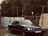 Mercedes E 230-8
