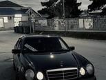 Mercedes E 230-2