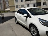 Kia Rio-5