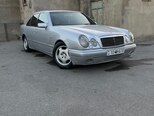 Mercedes E 280-3