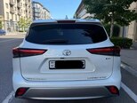 Toyota Highlander-8