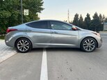 Hyundai Elantra-11
