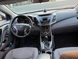 Hyundai Elantra-6