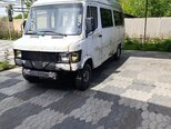 Mercedes 308 D-4