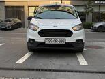 Ford Transit Courier-1