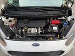 Ford Transit Courier-12