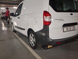 Ford Transit Courier-6