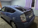 Toyota Prius-4