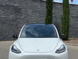 Tesla Model Y-1