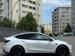 Tesla Model Y-7