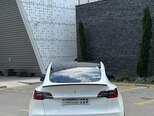 Tesla Model Y-5