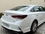 Hyundai Sonata-8