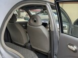 Nissan March-10