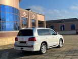 Lexus LX 570-2