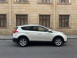 Toyota RAV4-6