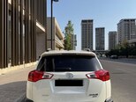 Toyota RAV4-10
