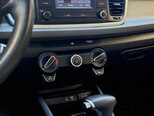 Kia Rio-10