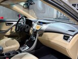 Hyundai Elantra-14