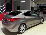 Hyundai Elantra-9