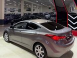 Hyundai Elantra-8