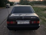 Mercedes 190-2