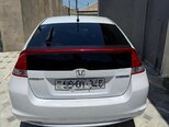 Honda Insight-2