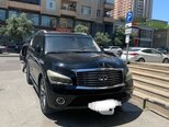 Infiniti QX56-1