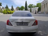 Nissan Sunny-5