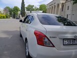 Nissan Sunny-6