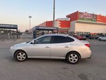 Hyundai Elantra-11