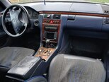 Mercedes E 320-3