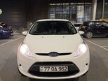 Ford Fiesta-1