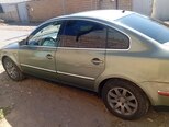 Volkswagen Passat-8