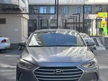 Hyundai Elantra-3
